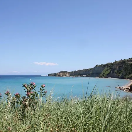 Eleonora Hébergement de vacances Asíni
